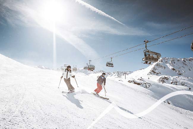 Skiing holiday in Hochgurgl - Piste-side 5-star superior TOP Hotel Hochgurgl Tyrol